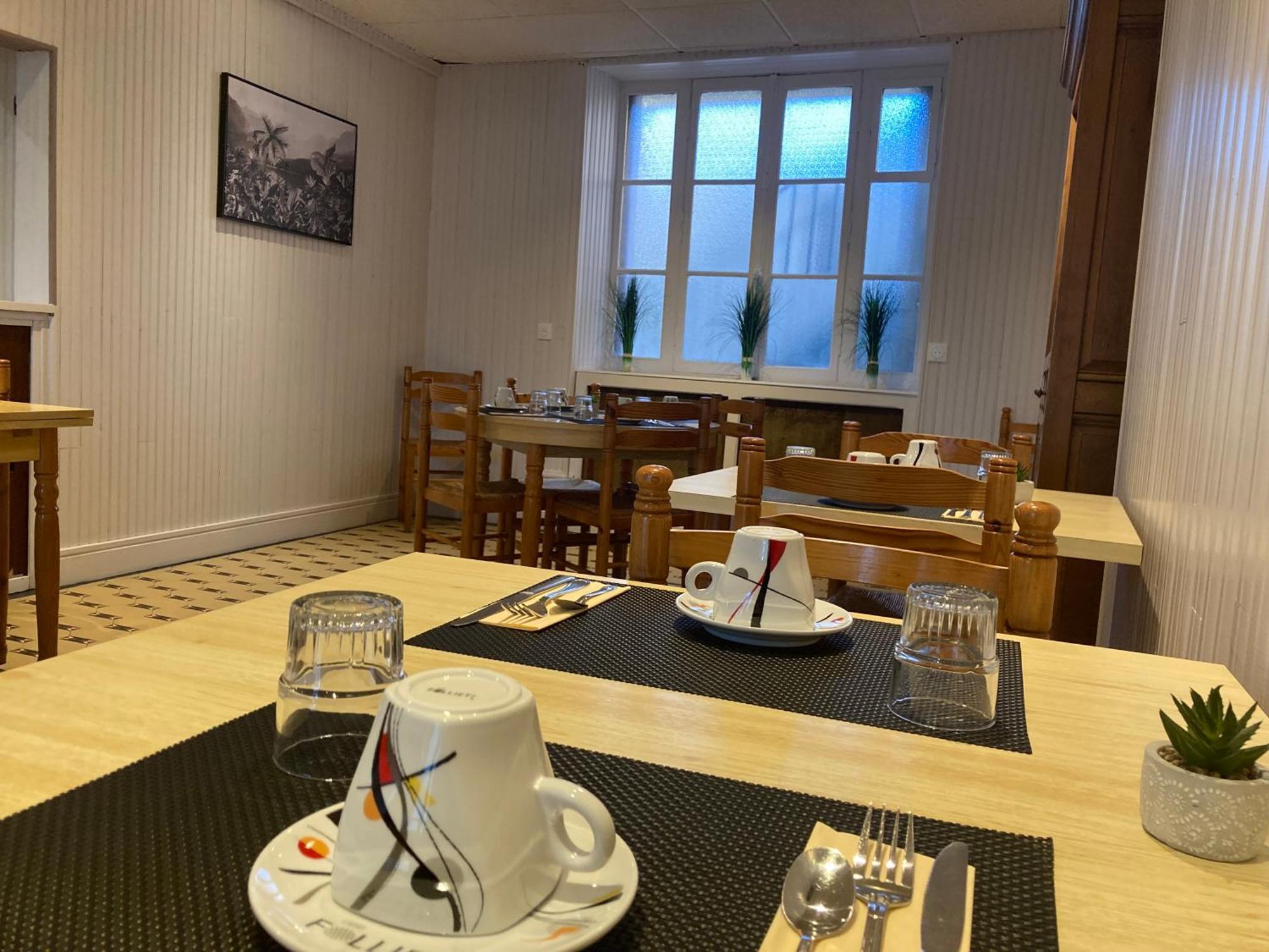 Hotel Des Ducs 느베르 외부 사진